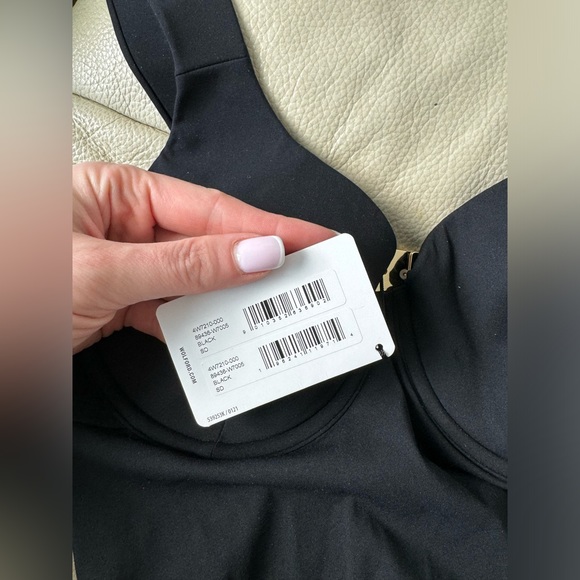 WOLFORD ESSENTIALS ONEPIECE SWIMSUIT - Picture 2 of 9